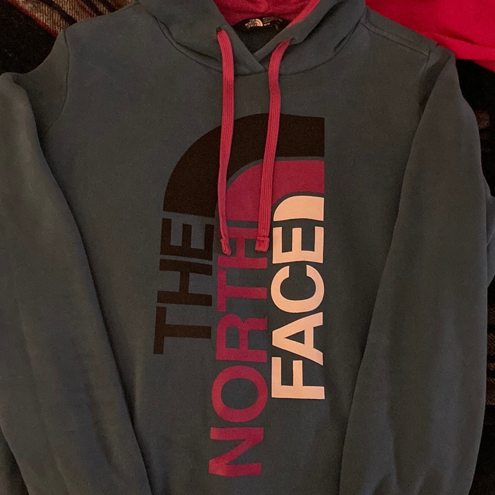 WOMANS THE NORTH FACE HOODIE